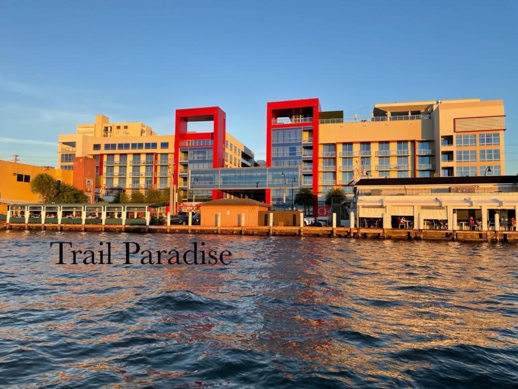 Costa Hollywood Steps To Beach Экстерьер фото