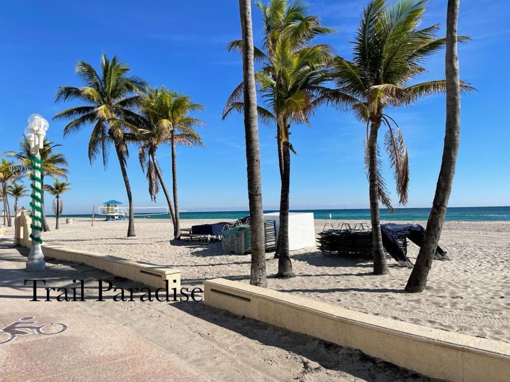 Costa Hollywood Steps To Beach Экстерьер фото